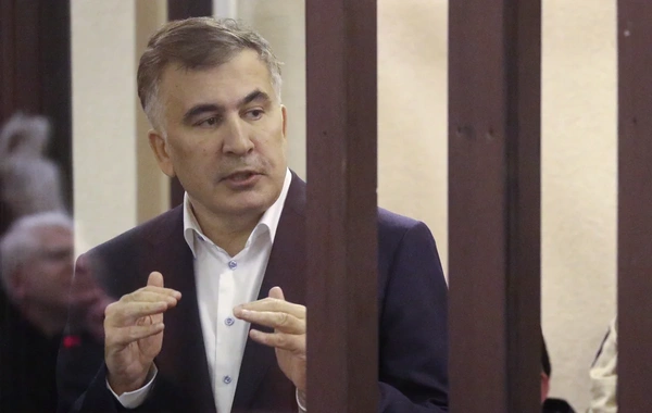 Məhkəmə Saakaşvili ilə bağlı hökmü qüvvədə saxlayıb
