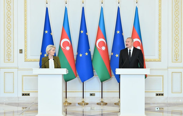 İlham Əliyev və Ursula fon der Lyayen mətbuata bəyanatlarla çıxış ediblər