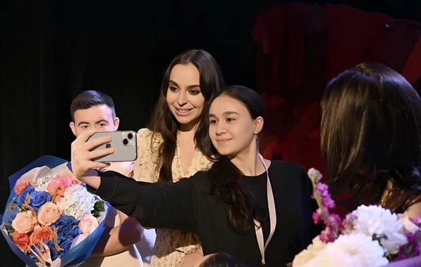 Лейла Алиева поделилась публикацией об инклюзивном танцевальном спектакле Сколько достаточно?
