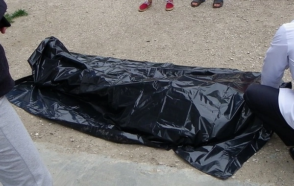 Bakıda kafenin ayaqyolundan meyit tapıldı