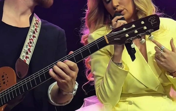 Roza Zərgərli bu qonşu ölkənin üç şəhərində konsert verdi