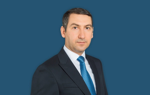 Prezident ona general rütbəsi verib birinci müavin təyin etdi