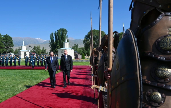 Prezident İlham Əliyevin Çolpon-Ata şəhərində rəsmi qarşılanma mərasimi olub