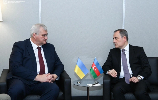 Azərbaycan və Ukrayna XİN başçıları regiondakı vəziyyəti müzakirə ediblər