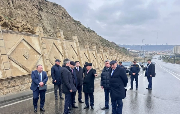 Kəmaləddin Heydərov Bibiheybət yolunda yaranmış sürüşmə təhlükəsi ilə əlaqədar ərazidə olub