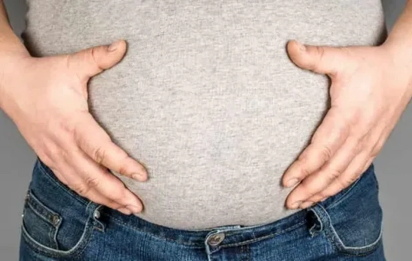 Неожиданный овощ назван природным жиросжигателем для живота и боков