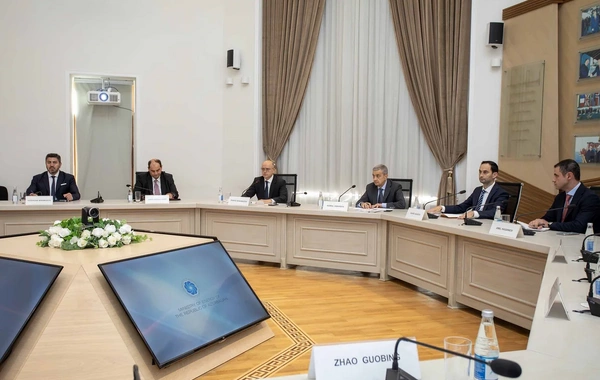 Azərbaycan və Çin Xəzərdə mümkün enerji layihələrini müzakirə edib