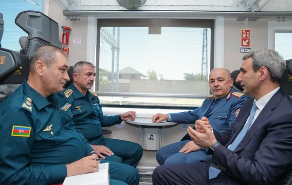 Azərbaycan-Gürcüstan qatarlarında sərhəd-gömrük prosedurlarının sürətləndirilməsi tapşırılıb