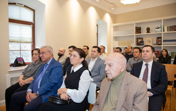 "Yüksəliş" müsabiqəsinin qalibləri üçün "Ədibin Evində Yüksəliş" silsilə görüşlərinin ilk sessiyası keçirilib