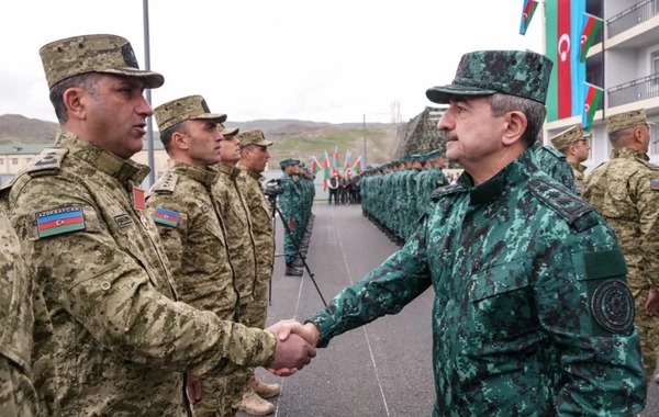 Azərbaycanda bir qrup hərbçiyə MƏNZİLLƏR VERİLDİ