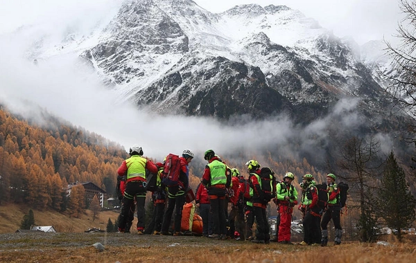 İtaliyada qar uçqunu nəticəsində beş alpinist həlak olub