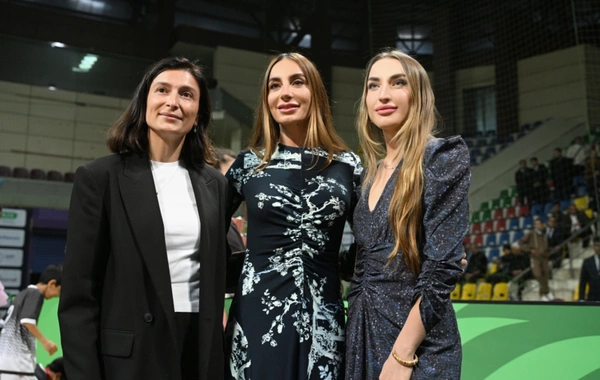 Leyla Əliyevanın təşəbbüsü ilə uşaq evlərinin komandaları arasında növbəti minifutbol turniri təşkil olunub Leyla Əliyevanın təşəbbüsü ilə uşaq evlərinin komandaları arasında növbəti minifutbol turniri təşkil olunub