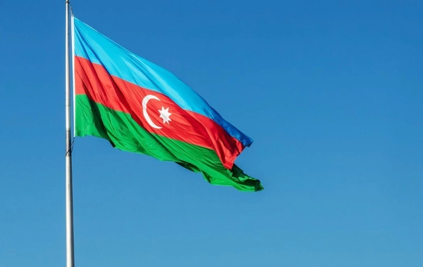 День государственного суверенитета в Азербайджане будет считаться праздничным рабочим днем