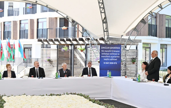 İlham Əliyev Zəngilan şəhərində sakinlərlə görüşüb, "Zangilan City Park Hotel"in təməlini qoyub