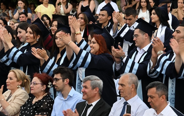 Azərbaycan Əmək və Sosial Münasibətlər Akademiyasında "Məzun günü" qeyd olunub