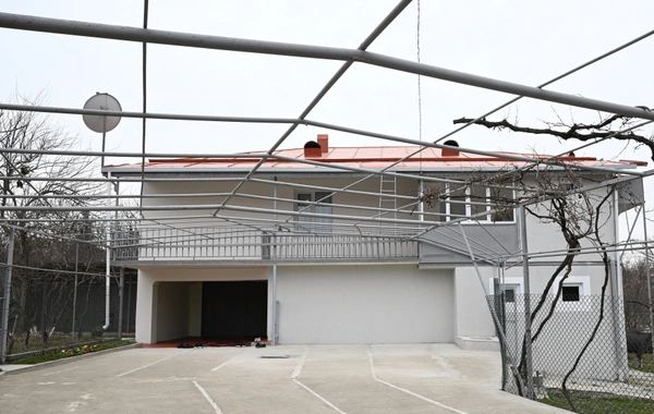 Prezident İlham Əliyev Ağdərə rayonunun Aşağı Oratağ kəndində görülmüş işlərlə tanış olub