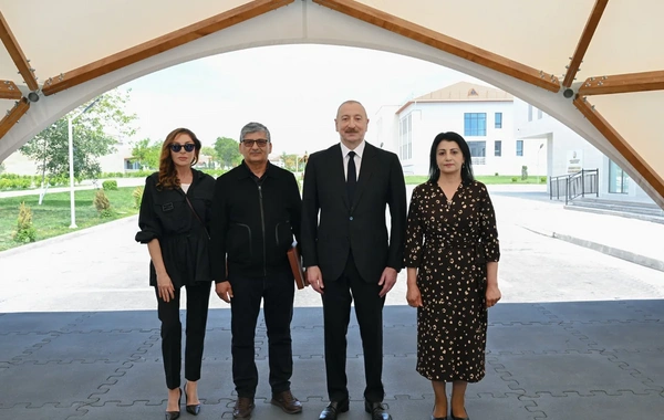 Prezident və birinci xanım Cəbrayıl rayonunun Şükürbəyli kəndinə köçən sakinlərlə görüşüblər