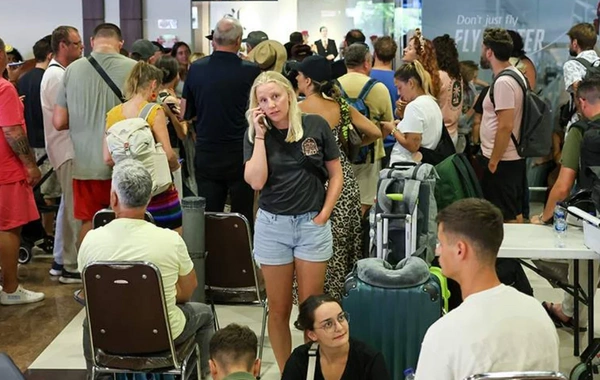 Dubay aeroportları fəaliyyətlərini qismən bərpa edir