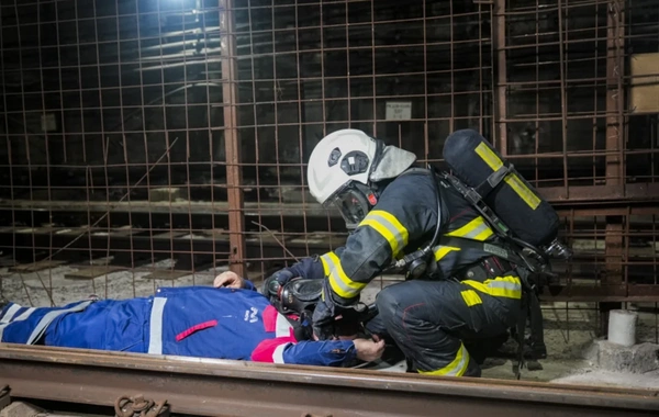 FHN "Bakı Metropoliteni"ndə təlim keçirib