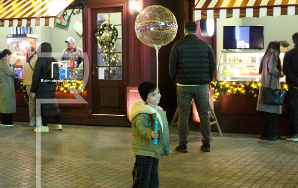 Dənizkənarı Bulvar Yeni İlə xüsusi hazırlaşıb - Bu dəfə Buz Meydançası da olacaq
