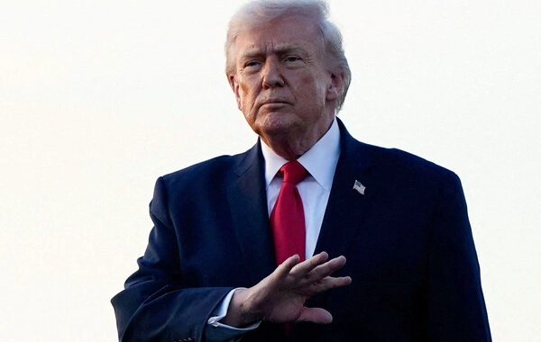 Tramp İrana mümkün zərbələr barədə görüş keçirib