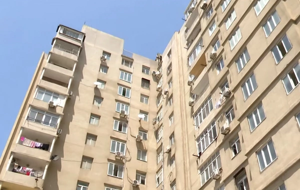 Призрачный дом в Баку: 200 семей 10 лет живут без регистрации