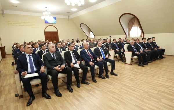 Paytaxt rayonlarında qışa hazırlığın vəziyyəti ilə bağlı müşavirə keçirilib