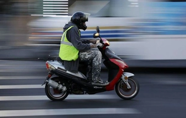 Bakıda 1800 manatlıq moped oğurlandı