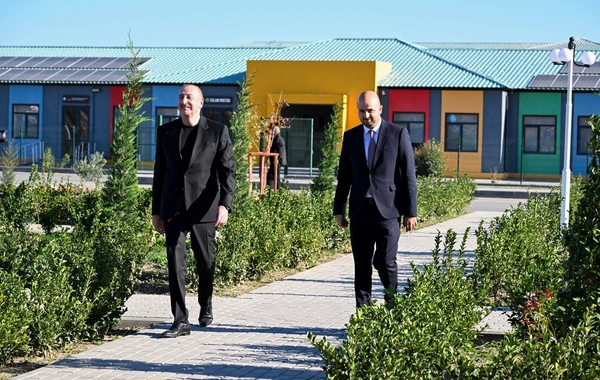 İlham Əliyev Zəngilanın Ağalı kəndinin 2-ci mərhələsinin və Məmmədbəyli kəndinin açılışlarında iştirak edib İlham Əliyev Zəngilanın Ağalı kəndinin 2-ci mərhələsinin və Məmmədbəyli kəndinin açılışlarında iştirak edib