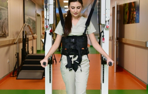 Yeni Klinikada Yeni Robotik Reabilitasiya və Sümük İliyi Transplantasiyası mərkəzlərinin açılışı olub