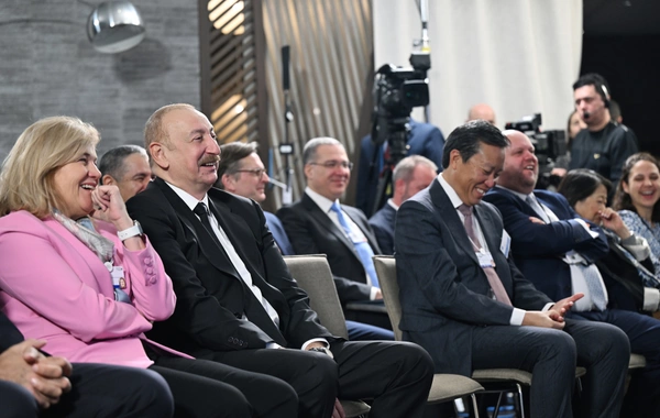 Президент Ильхам Алиев в Давосе принял участие в мероприятии "Завтрак с руководством Азербайджана"