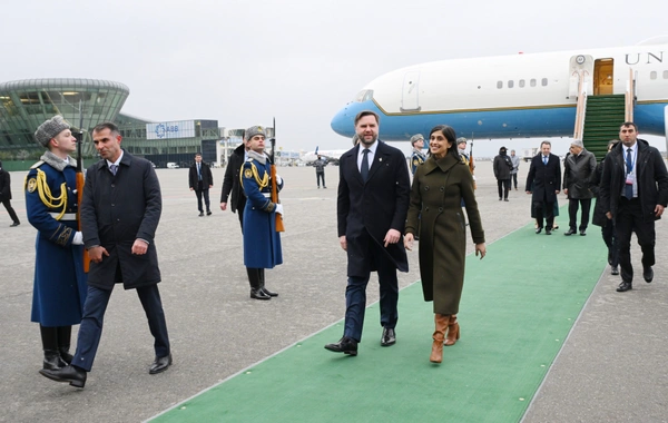 Вице-президент США прибыл в Азербайджан