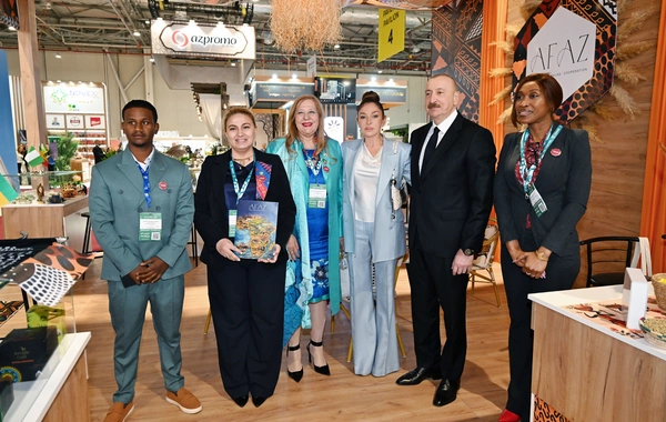 İlham Əliyev 19-cu "Caspian Agro Week" və 31-ci "InterFood Azerbaijan" sərgiləri ilə tanış olub