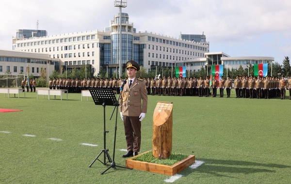 FHN-in Akademiyasında gənc kursantların hərbi andiçmə və məzunların buraxılış mərasimi keçirilib
