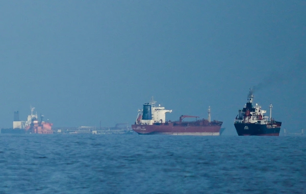 Ötən gün Hörmüz boğazından 20-dən çox gəmi keçib