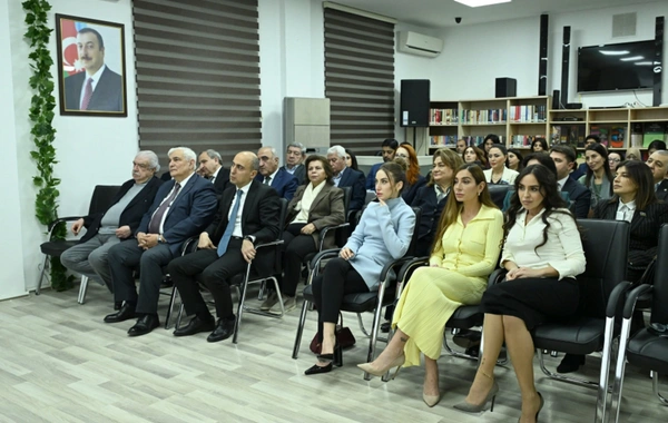 Состоялась презентация платформы "Азербайджанский язык"