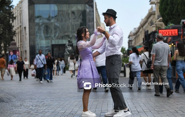 В Азербайджане на Последнем звонке запрещены вальс и современные танцы?