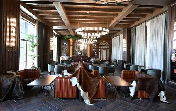 İlham Əliyev Şamaxıda "Meysari Grand Hotel & SPA" kompleksinin açılışını edib
