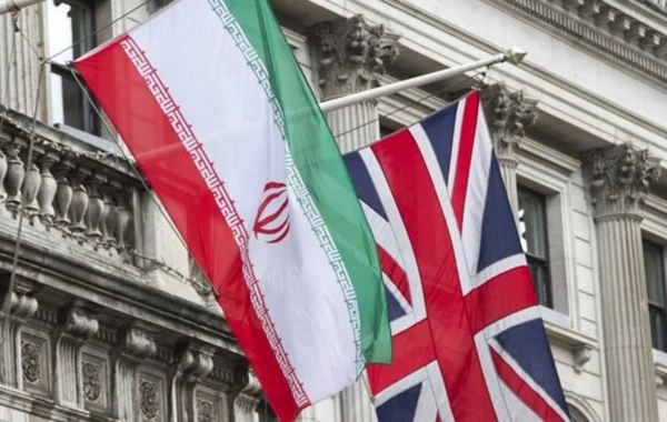 Britaniya diplomatik missiya əməkdaşlarını İrandan geri çağırıb