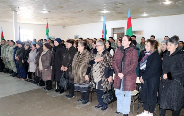 Azərbaycan Ordusunda Beynəlxalq Qadınlar Günü ilə bağlı tədbirlər keçirilib