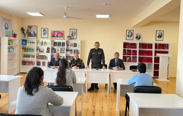 FHN silsilə maarifləndirmə tədbirləri keçirib