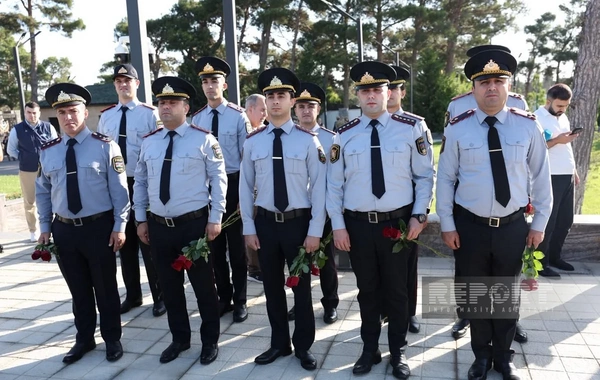 Vətən müharibəsinin ildönümü ilə əlaqədar Hərbi Memorial Məzarlığa ziyarət başlayıb