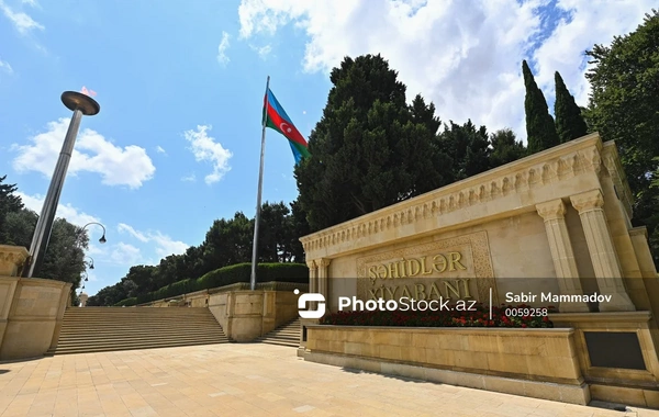 Эдгарс Ринкевичс посетил Аллею шехидов