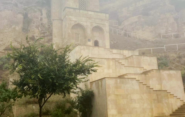Diri Baba türbəsini 9 ayda 28 mindən çox turist ziyarət edib