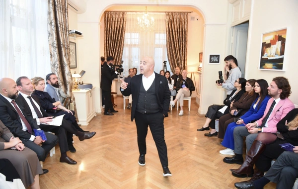 "ART Weekend" çərçivəsində "Püstə: canlı irs" performansı təqdim edilib "ART Weekend" çərçivəsində "Püstə: canlı irs" performansı təqdim edilib