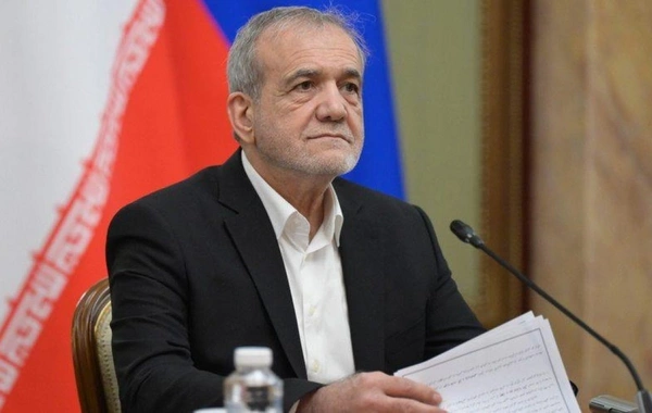 İran prezidenti maaşının bir hissəsini məktəblərin tikintisi üçün ianə edib