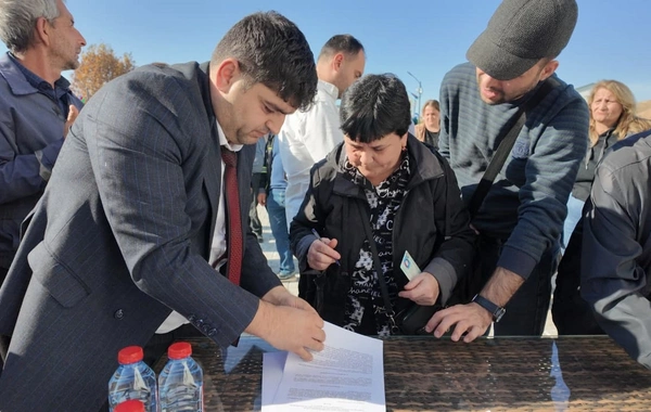 Növbəti köç karvanı Cəbrayılın Horovlu kəndinə çatıb, açarlar təqdim olunub