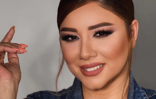 Əkiz övladlarını itirən aparıcı yenidən ana oldu