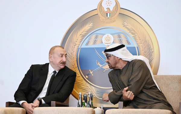 Azərbaycanın və BƏƏ prezidentləri Əbu-Dabidə Sülh Qalxanı – 2026 birgə əməliyyat-taktiki təlimini izləyiblər