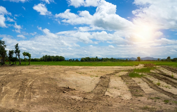 Bu rayonlarda torpaqlar ucuz qiymətə satılacaq - SİYAHI
